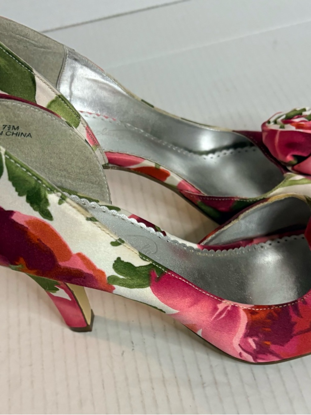 Women's Floral Bloom Satin Heel Sexy Cottage Core Size 7.5 - Picture 5 of 7